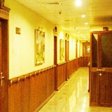 Grand Seasons Hotel Kochi Екстериор снимка