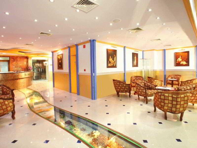 Grand Seasons Hotel Kochi Екстериор снимка